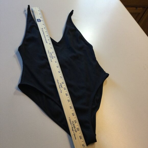 Forever 21 Swimsuit Black High Cut Leg Low Vneck Cheeky Ribbed Medium - Picture 6 of 6